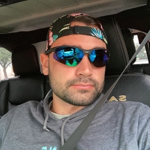 Meet your Posher, Brock